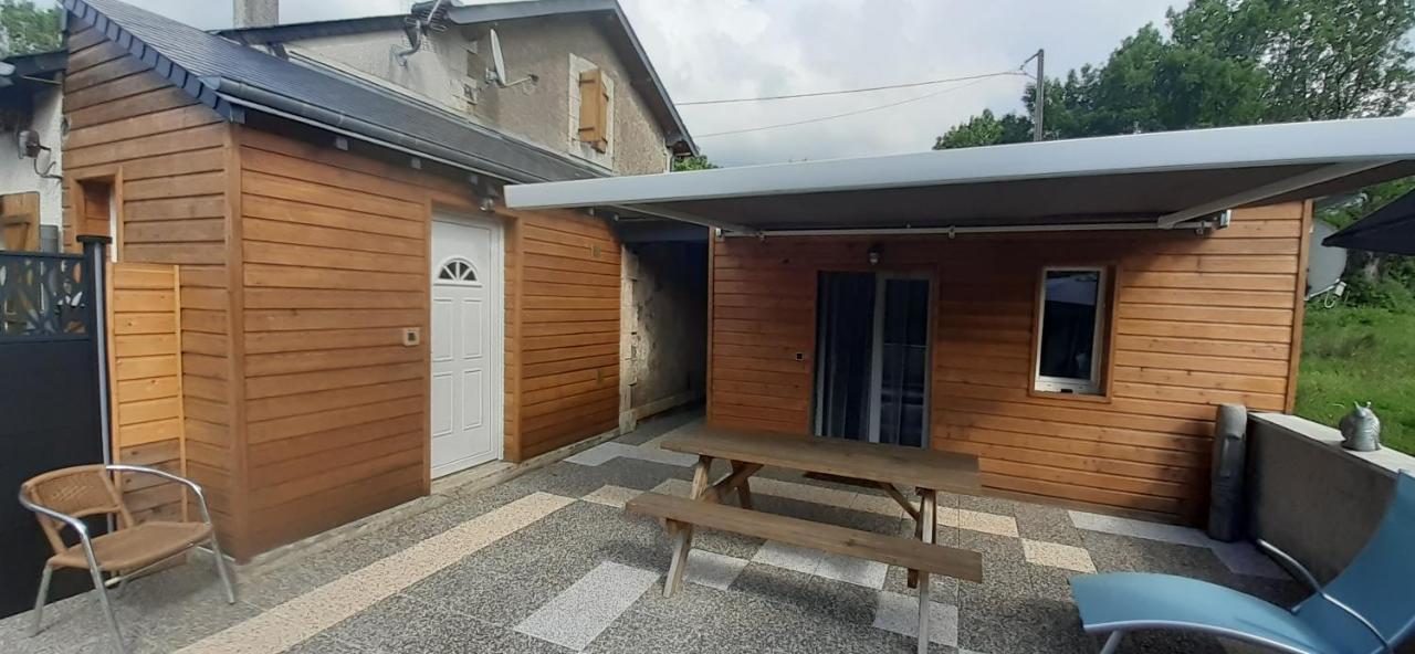 Ferienwohnung Le Petit Pays Montgivray Exterior foto